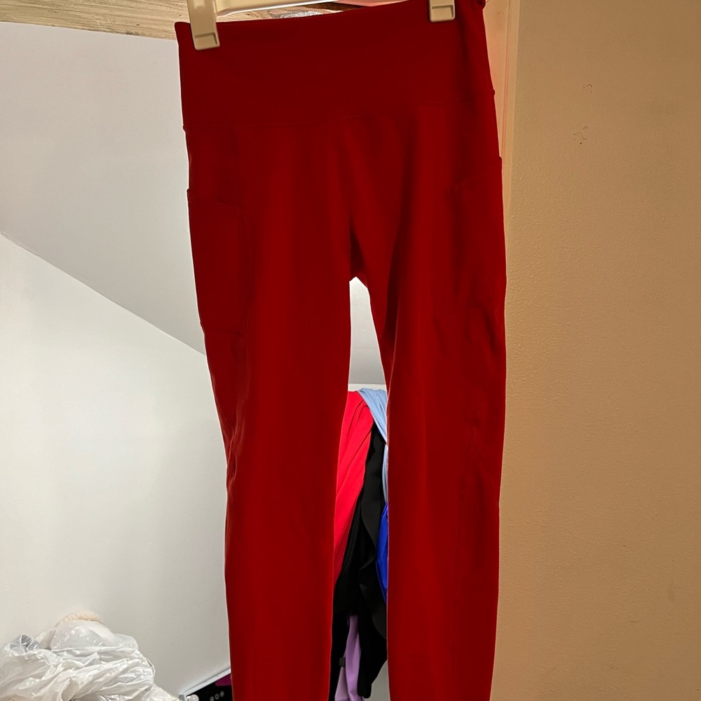 Ododos Red Leggings